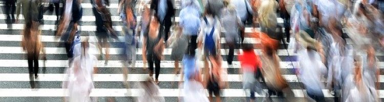 pedestrians-400811_640-1